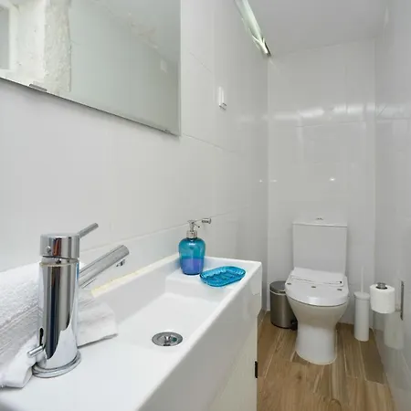 Lxway Apartments Downtown Apartment